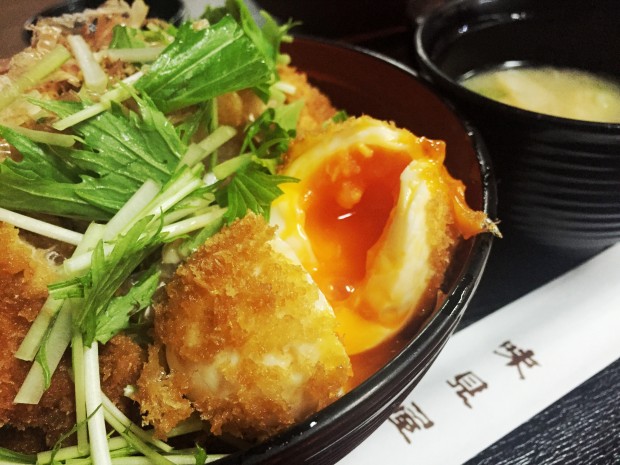 鯖江の味見屋さんの醤油カツ丼