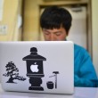 MacBookProにシールを